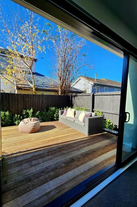 Central Home With Internal Garage - Close To Cbd! Christchurch Eksteriør bilde
