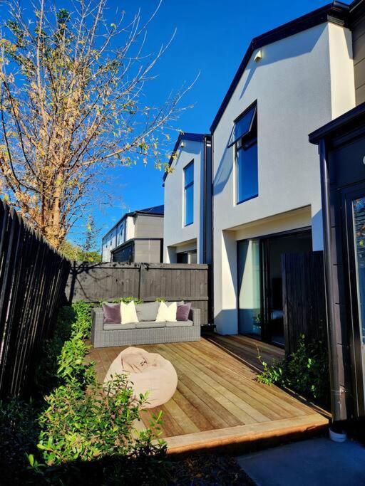 Central Home With Internal Garage - Close To Cbd! Christchurch Eksteriør bilde